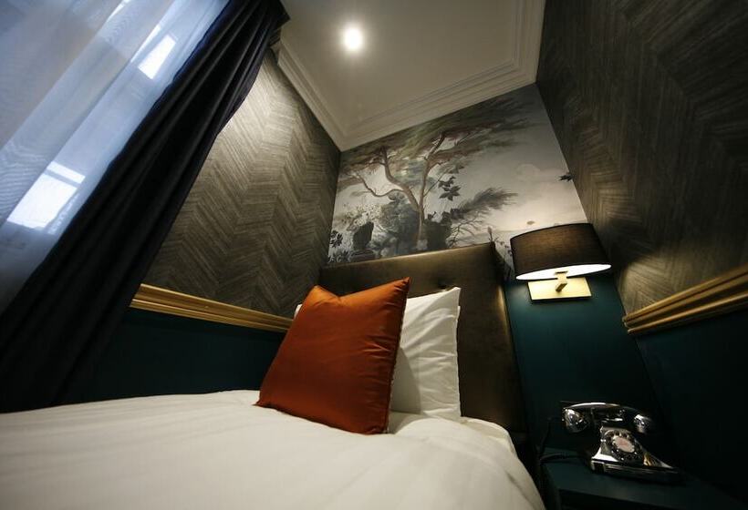 豪华单人间, The Portico