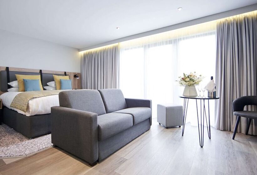 Номер Престиж, Mercure Newcastle George Washington Hotel Golf & Spa