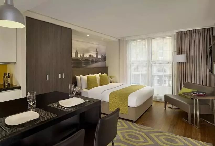 Standard-studio, Citadines Trafalgar Square