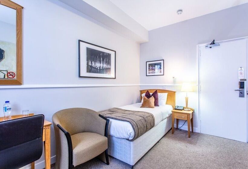 标准单人间, Aberdeen Northern