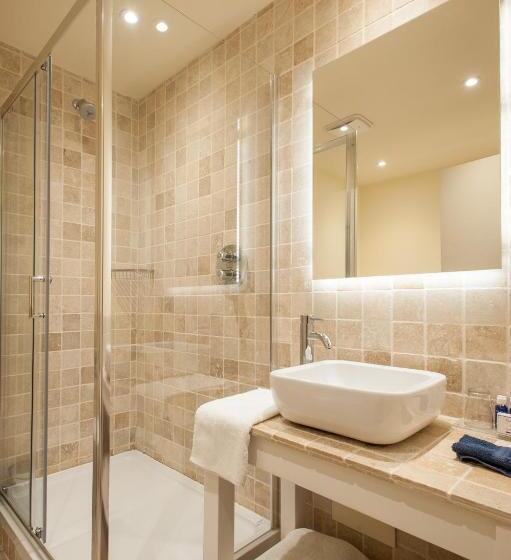 غرفة تنفيذية, Comis Hotel & Golf Resort