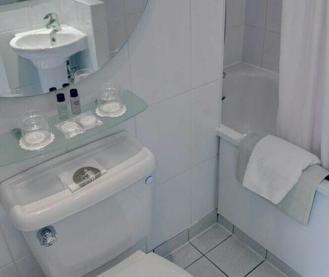 スタンダードシングルルーム, Corus  Hyde Park