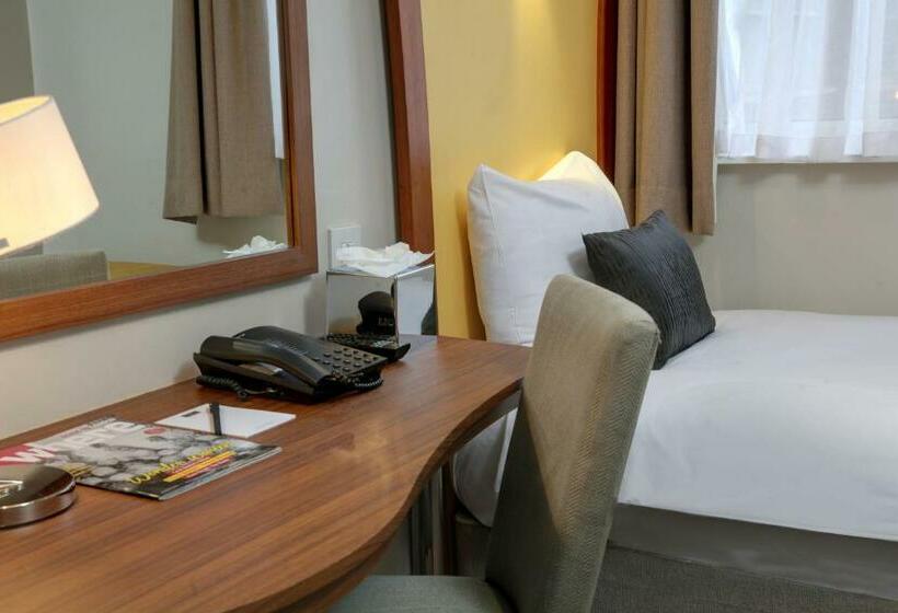 スタンダードシングルルーム, Corus  Hyde Park