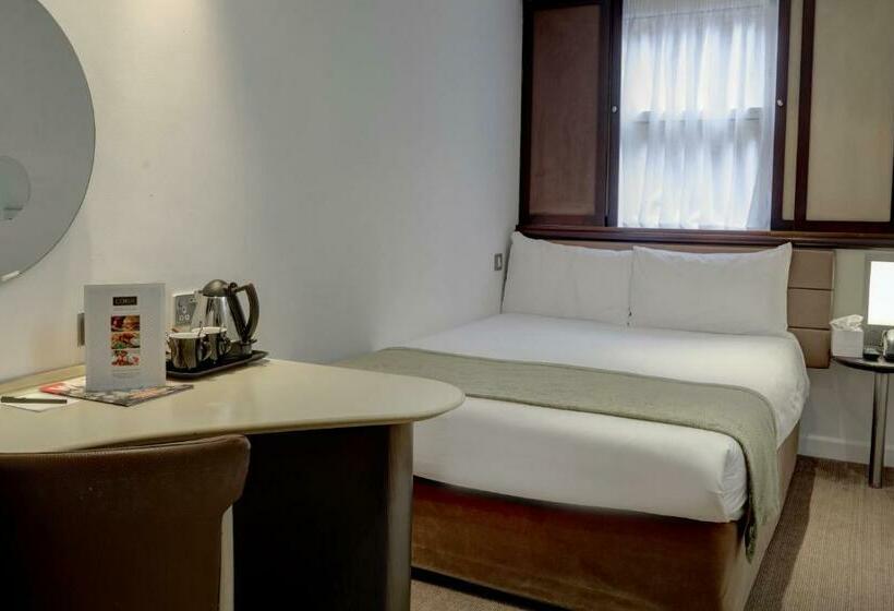 スタンダードルーム, Corus  Hyde Park