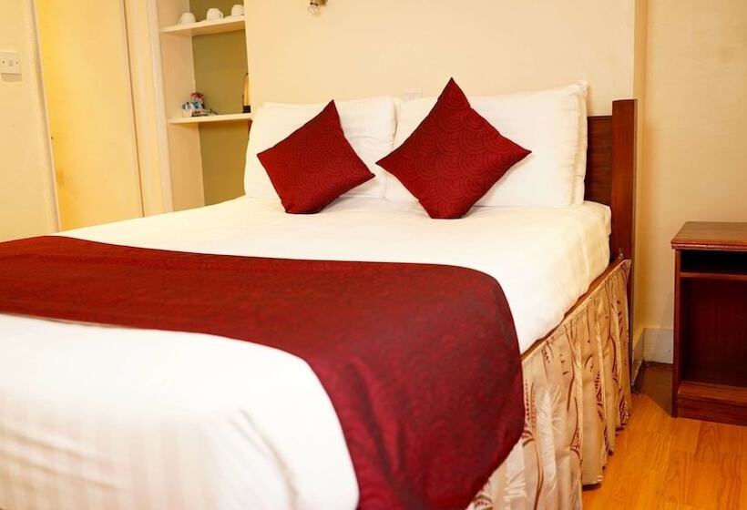 Семейный Номер, La Gaffe   Bed And Breakfast