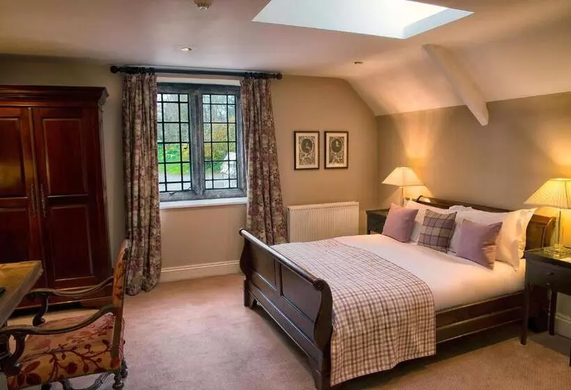 Suite Supérieure, Lewtrenchard Manor