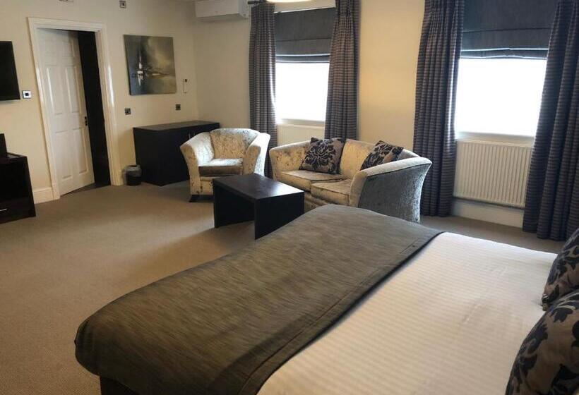 جناح سرير كينج, Lion