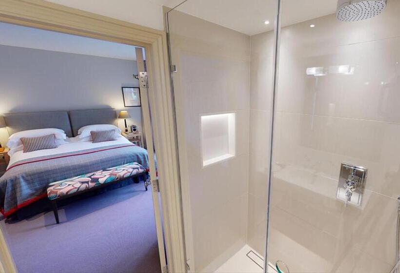 디럭스 룸, Old Bank