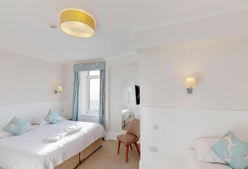 اتاق خانوادگی, Ommaroo