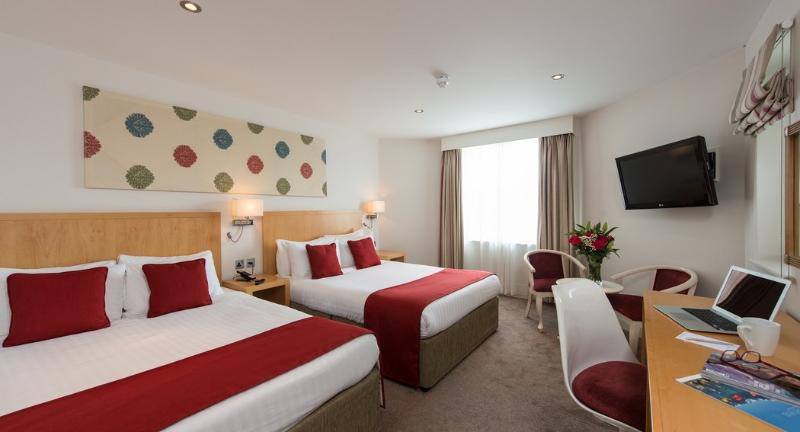 חדר סטנדרט לארבעה, Park International