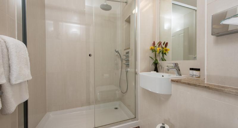 חדר סטנדרט, Park International