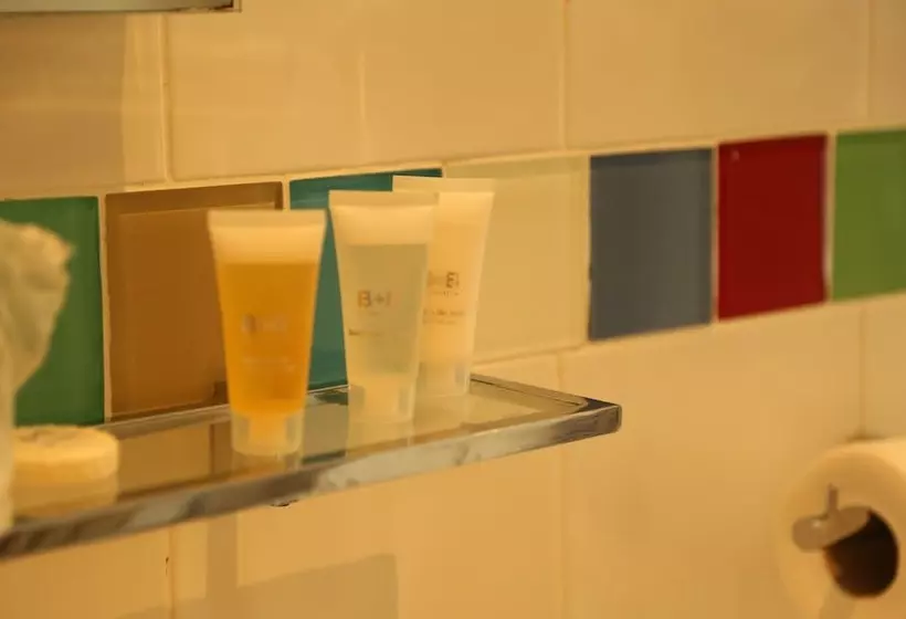 Habitació Quàdruple Clàssica, B+b York