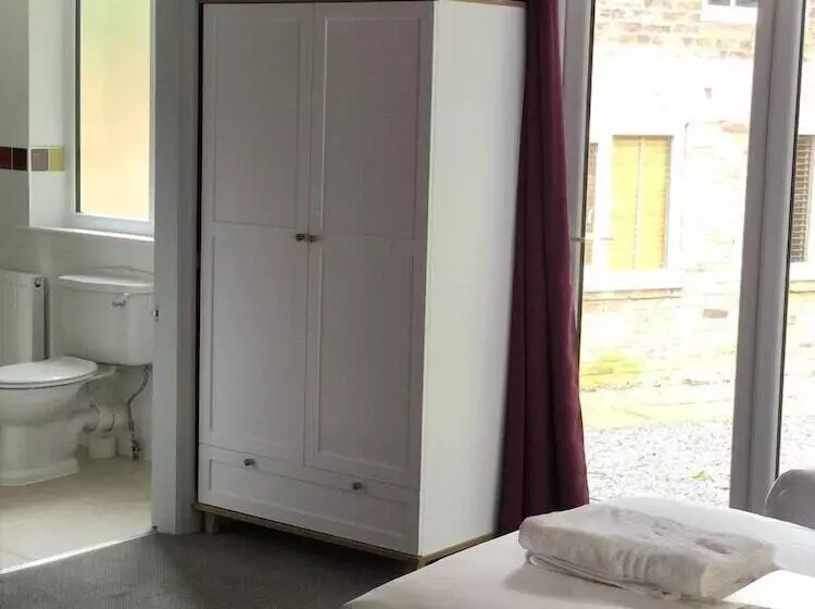 Habitació Triple Clàssica, B+b York