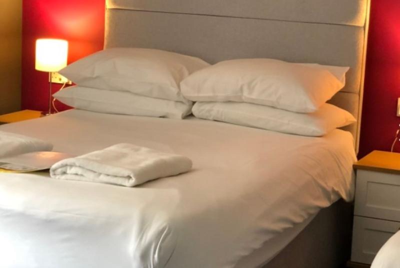 スタンダード４人部屋, B+b York