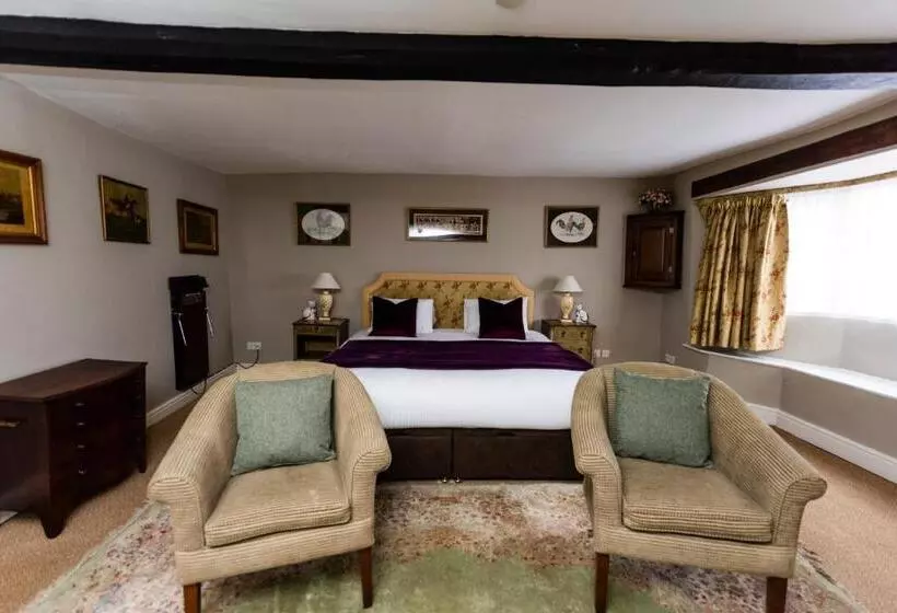 スーペリアールーム, The George Inn