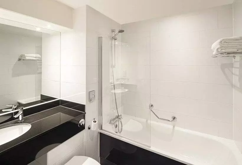 スタンダードルーム, Crowne Plaza Solihull, An Ihg
