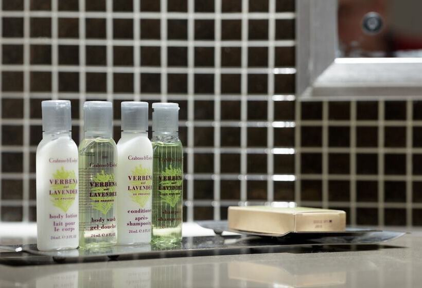 Номер Deluxe, The Doubletree By Hilton Stratford Upon Avon