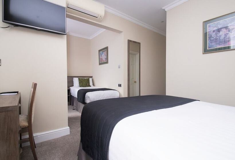 标准三人间, Kensington Gardens