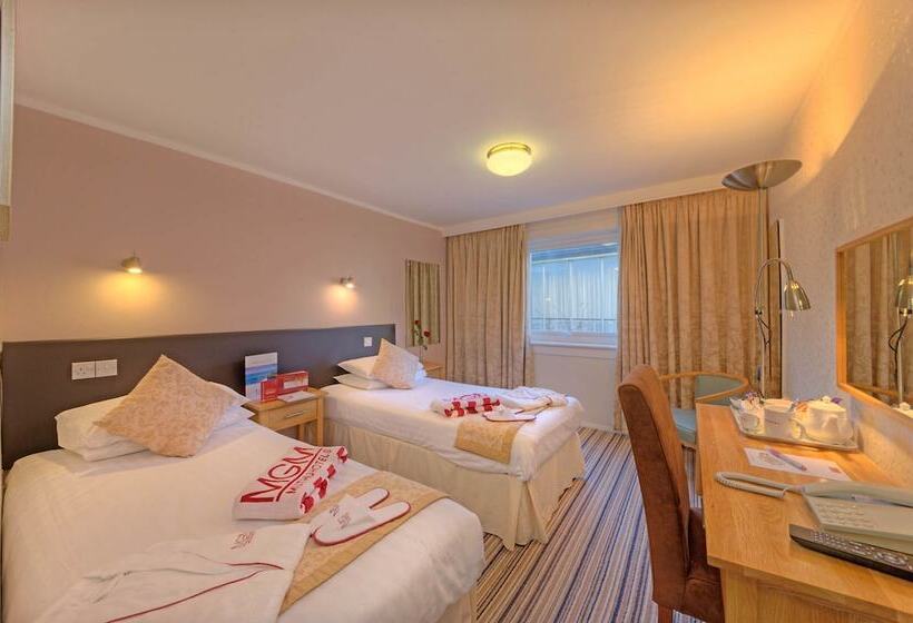 اتاق استاندارد, Muthu Queens Oban