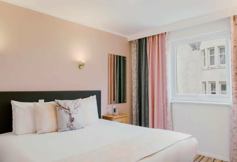 Camera Standard Letto King, Muthu Queens Oban