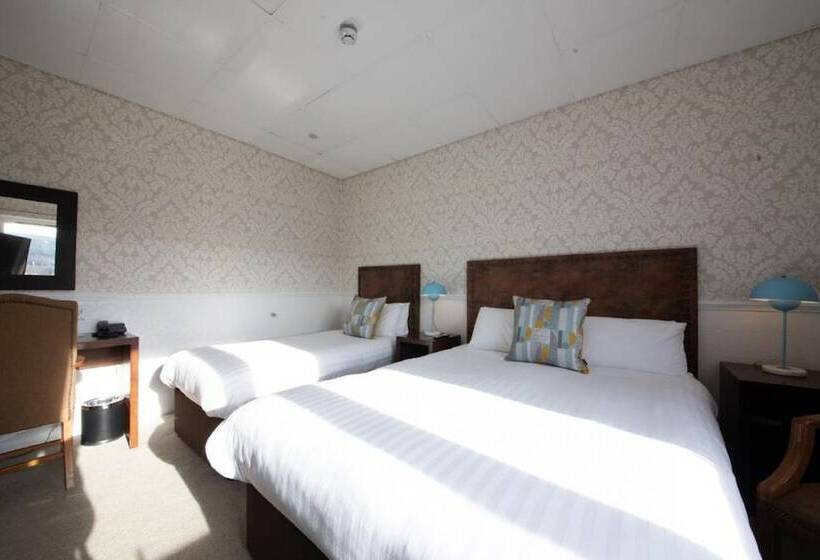 غرفة قياسية ثلاثية, Scotland S Spa