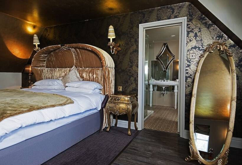 סוויטה, The Spread Eagle