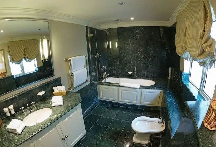 デラックスルーム, The Vineyard Hotel & Spa