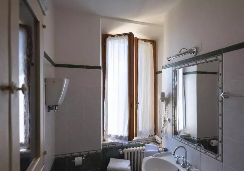 スタンダードルーム, Auberge Des Gallant