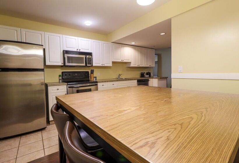 דירת שני חדרים, Northwinds Hotel Revelstoke