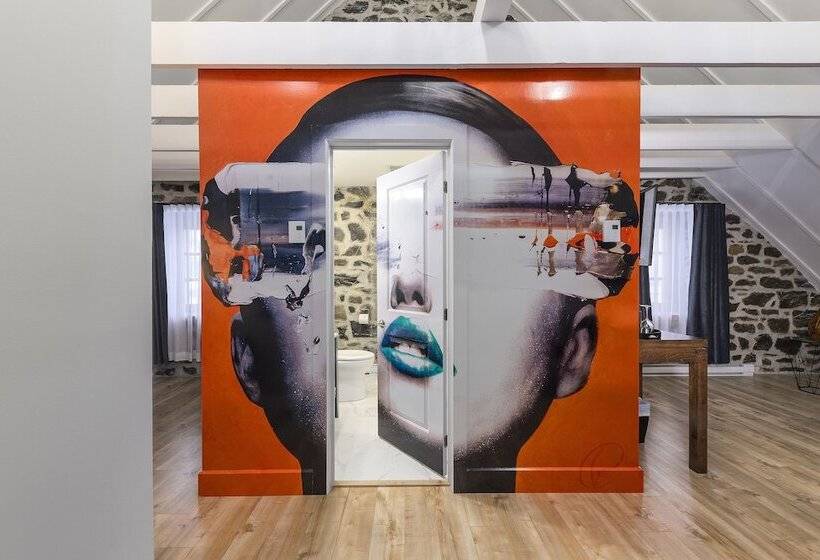 スーペリアースイート, Maison Otis