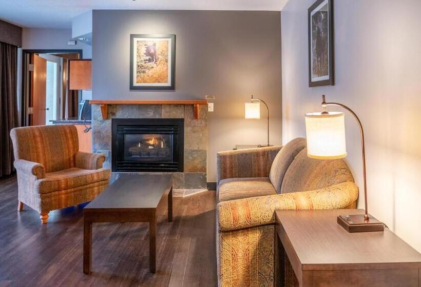 이그제큐티브 스위트 킹침대, Pocaterra Inn & Waterslide