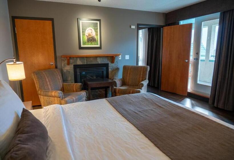 이그제큐티브 스위트 킹침대, Pocaterra Inn & Waterslide