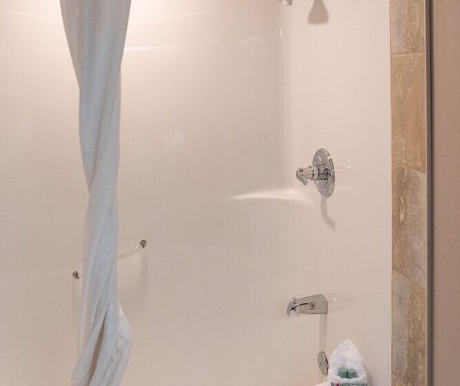 スーペリアールーム, Pocaterra Inn & Waterslide