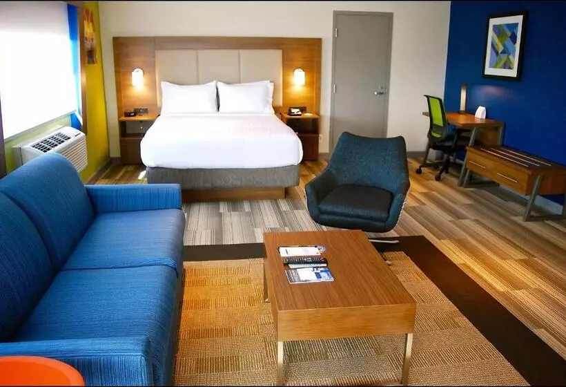 キングサイズベッドのスタンダードルーム, Holiday Inn Express Vancouver Airport Richmond, An Ihg