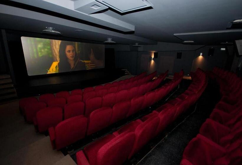 غرفة قياسية, Hôtel Baker