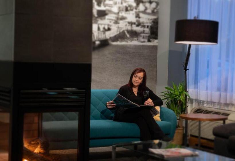 غرفة كلاسيكية مع بلكونة, Hôtel Baker