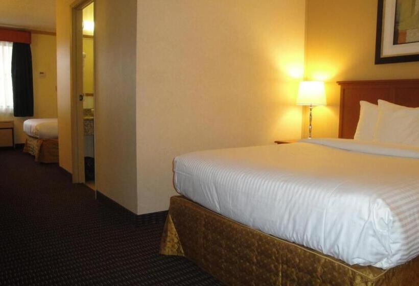 Номер Стандарт 2 Двуспальные Кровати, All Stay Suites