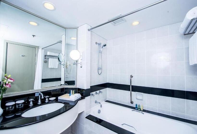 اتاق استاندارد با تخت بزرگ, Marco Polo Xiamen