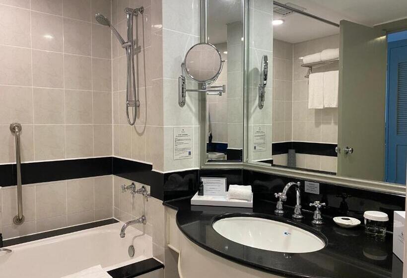 اتاق سوپریور با تخت بزرگ, Marco Polo Xiamen