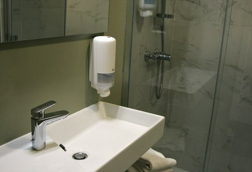 Студия Стандарт, Ajaccio  Albion