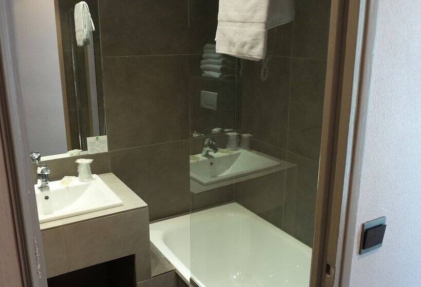 スタンダードルーム, Des Arenes