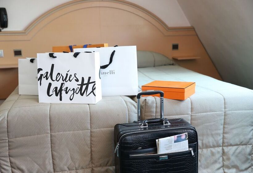 スタンダードルーム, Des Arenes