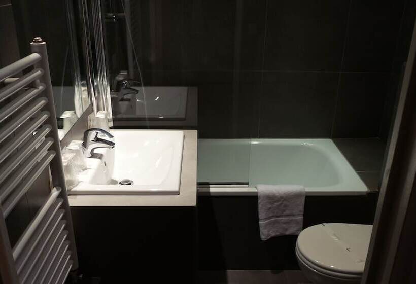 スタンダードシングルルーム, Des Arenes