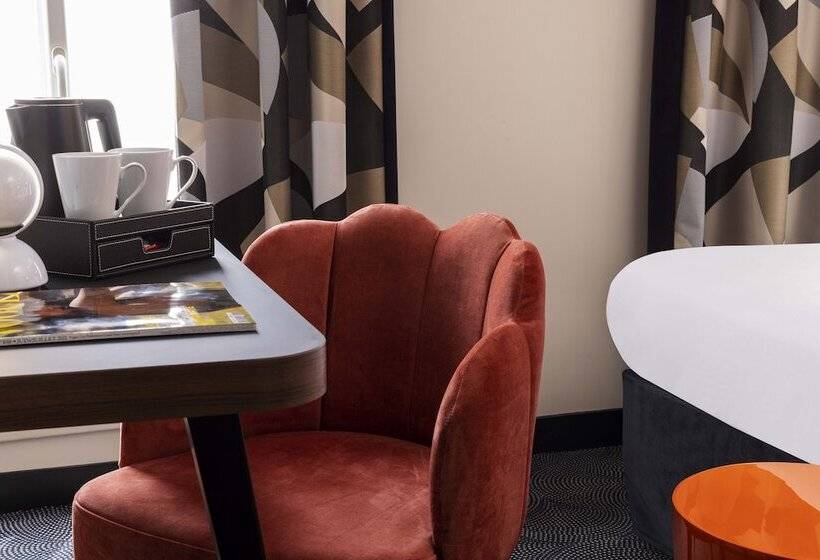 Camera Classica, Hôtel Regina Opéra Grands Boulevards