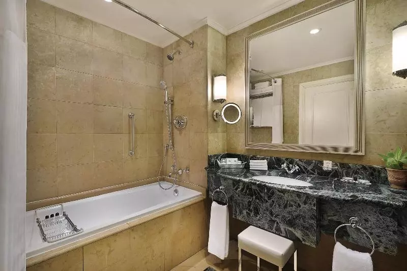 クラシックルーム, Sheraton Addis, A Luxury Collection Hotel, Addis Ababa