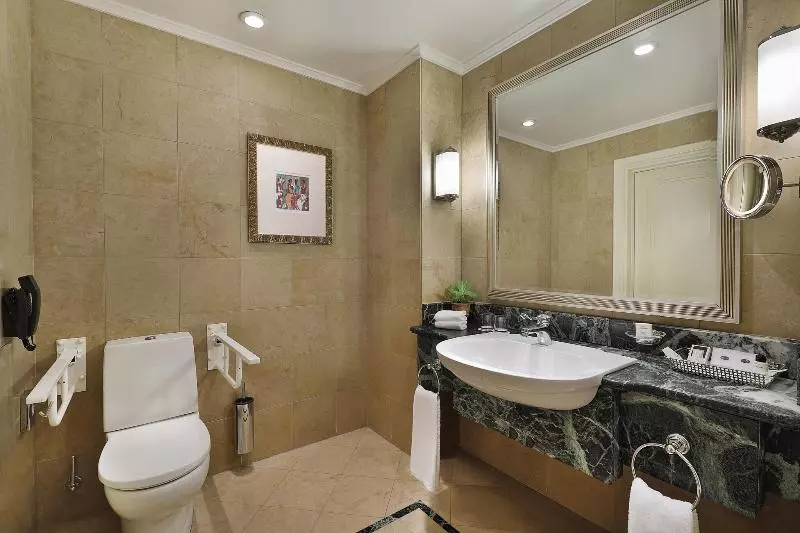 エクゼクティブルーム, Sheraton Addis, A Luxury Collection Hotel, Addis Ababa
