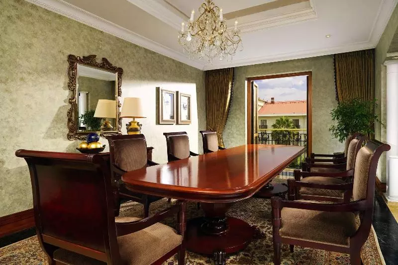 エクゼクティブルーム, Sheraton Addis, A Luxury Collection Hotel, Addis Ababa
