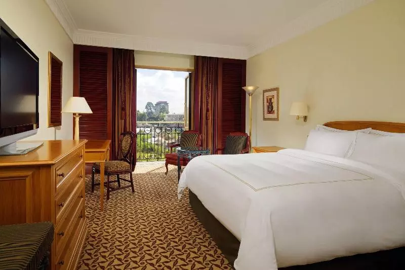 エクゼクティブルーム, Sheraton Addis, A Luxury Collection Hotel, Addis Ababa