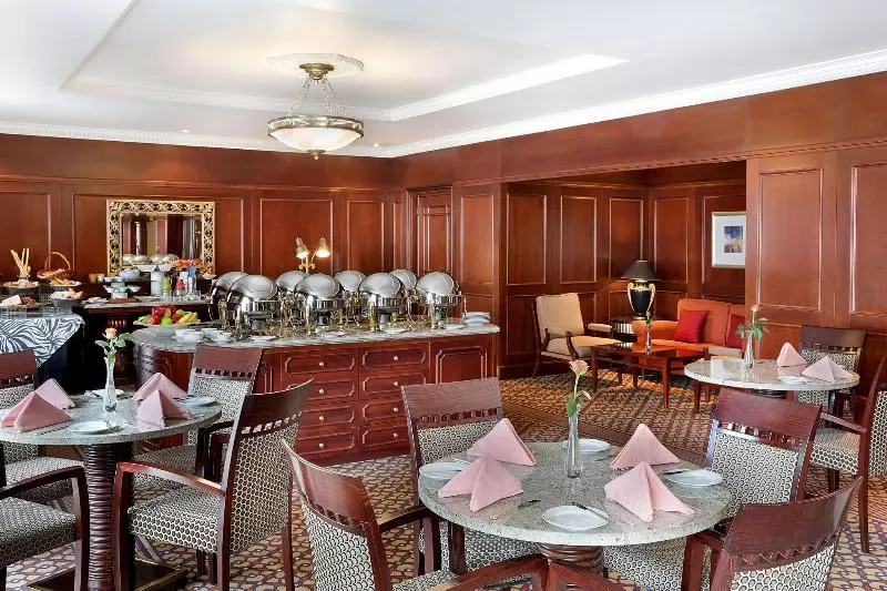エクゼクティブルーム, Sheraton Addis, A Luxury Collection Hotel, Addis Ababa
