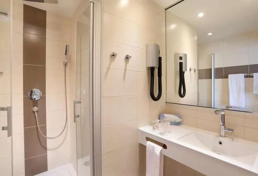 身障者適用スタンダードルーム, B&b Hotel Montbéliard Sochaux